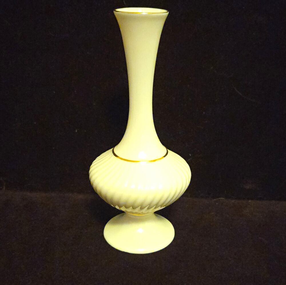 Vintage Lenox Savoy Collection 7" Bud Vase Ivory Porcelain 24K Gold Trim Ribbed